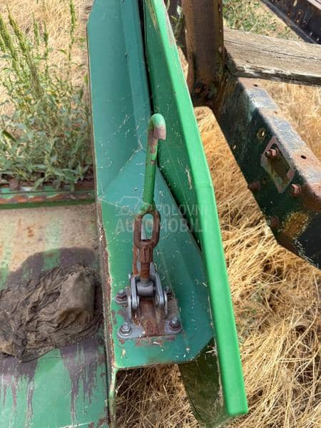 John Deere sto za repicu 620r