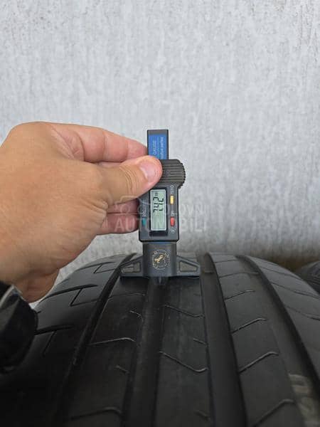 Pirelli 235/50 R19 Letnja