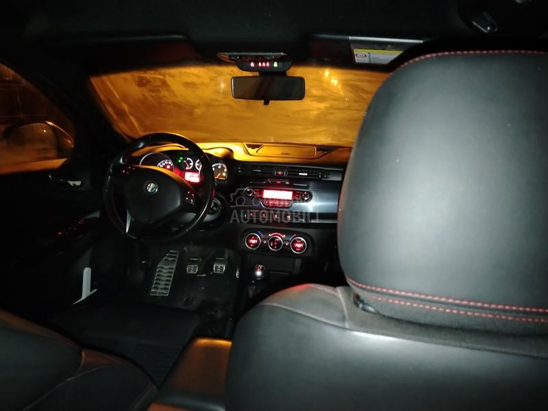 Alfa Romeo Giulietta 