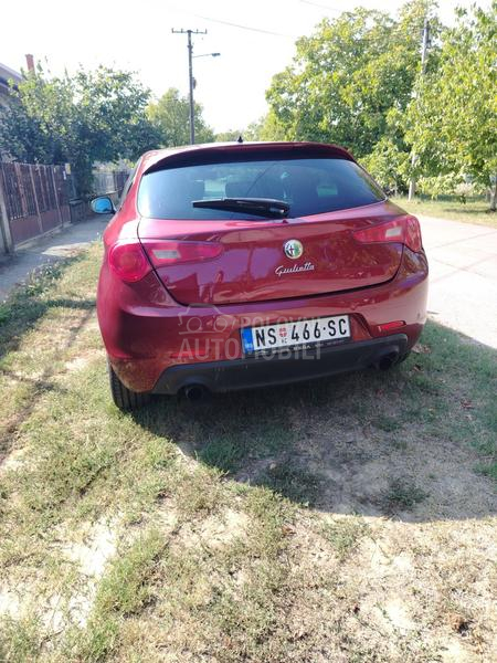 Alfa Romeo Giulietta 