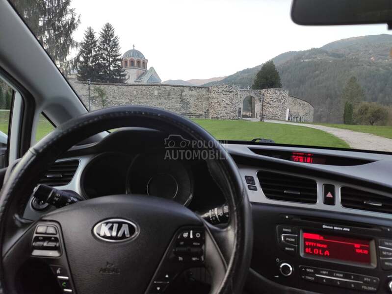 Kia pro_cee`d 1.6GDI