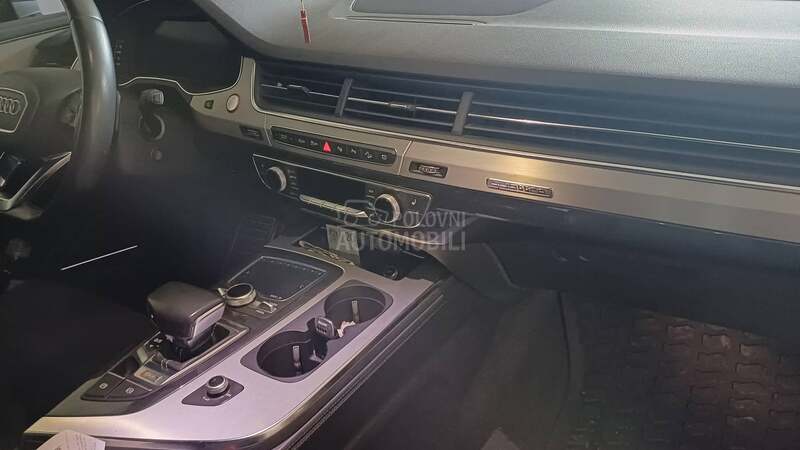 Audi SQ7 