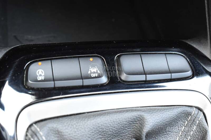 Opel Corsa F 1.5 HDI F Edition