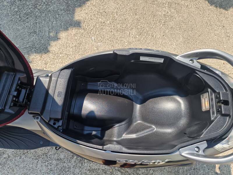 Piaggio Beverly 350