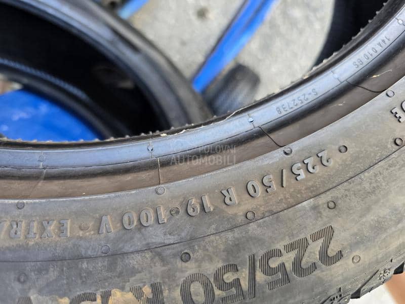 Continental 225/50 R19 Zimska