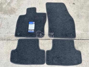 Tipske patosnice za Audi Q2