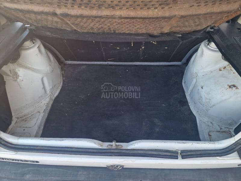 Volkswagen Golf 2 1.6