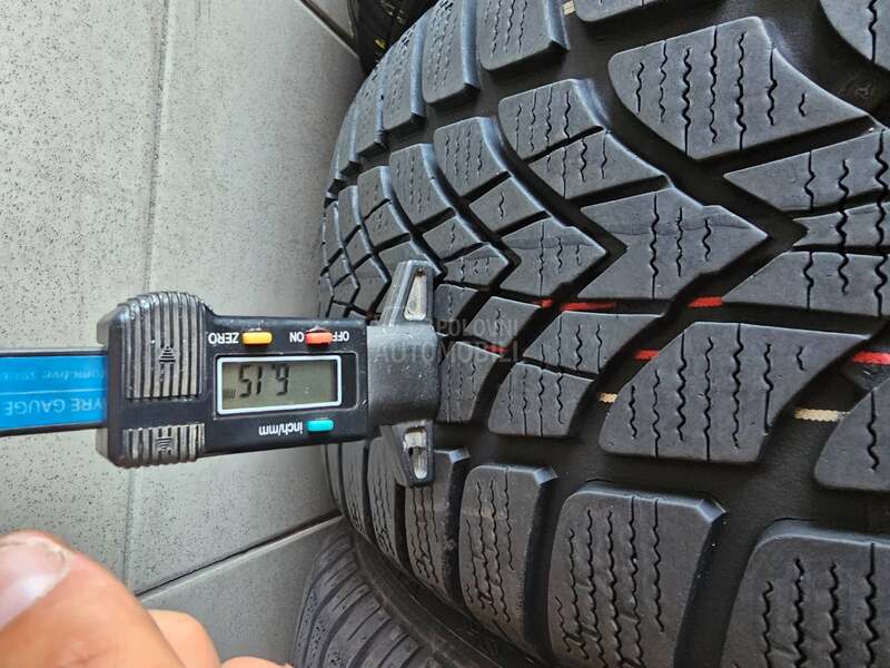 Dunlop 205/55 R16 Zimska