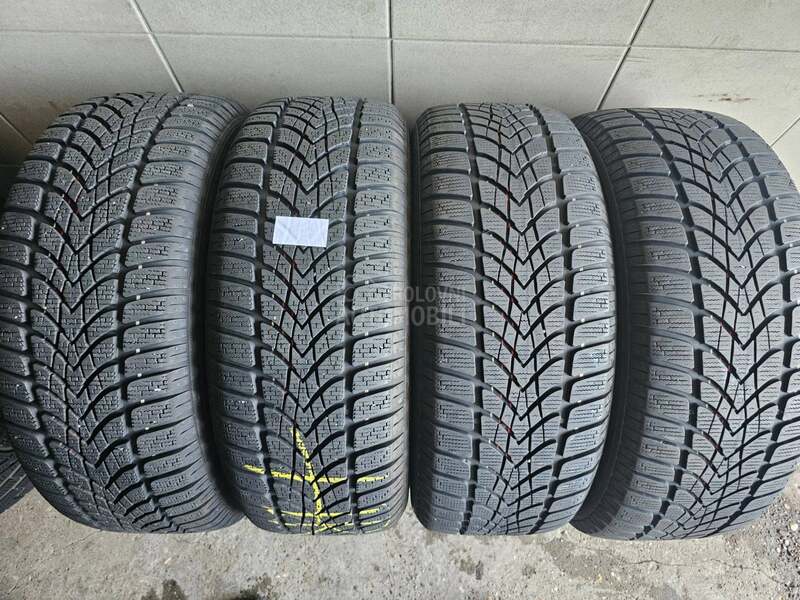 Dunlop 205/55 R16 Zimska