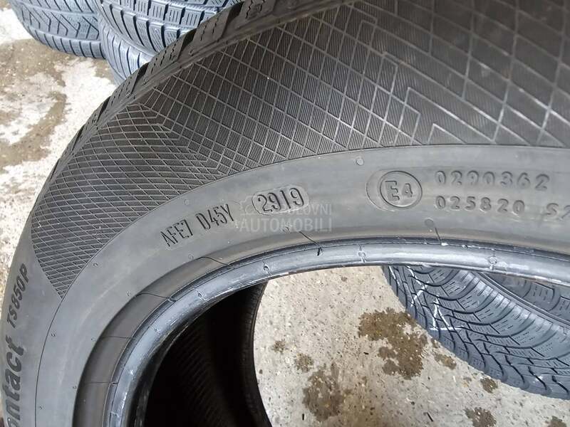 Continental 235/55 R19 Zimska