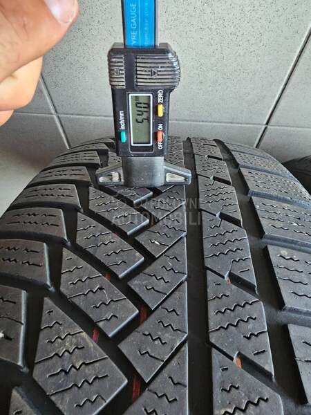 Continental 235/55 R19 Zimska