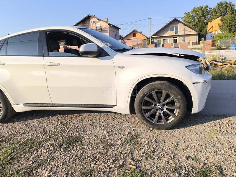 BMW X6 XDrive40d M paket
