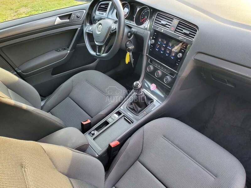 Volkswagen Golf 7 1.4 METAN  FACE LIFT