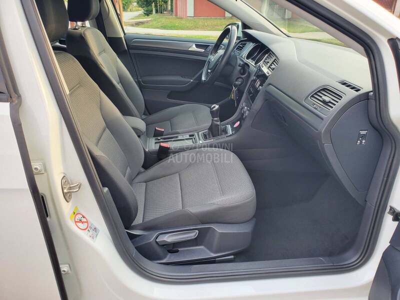 Volkswagen Golf 7 1.4 METAN  FACE LIFT