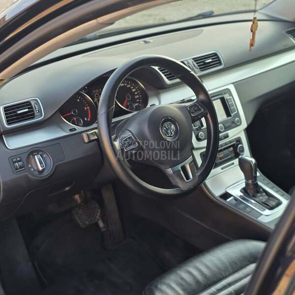Volkswagen Passat B7 2.0tdi//dsg