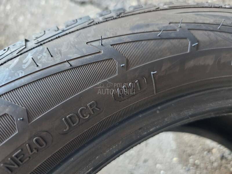 Goodyear 225/50 R17 Zimska