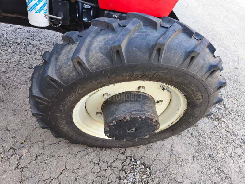 Universal 533