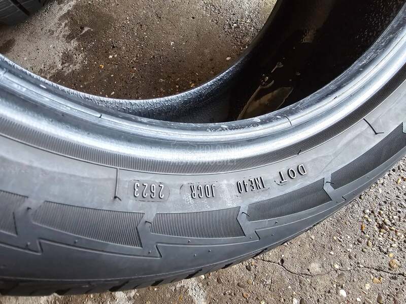 Goodyear 225/50 R17 Zimska