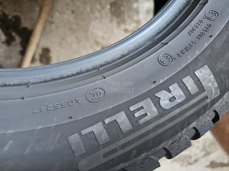Pirelli 205/60 R16 Zimska