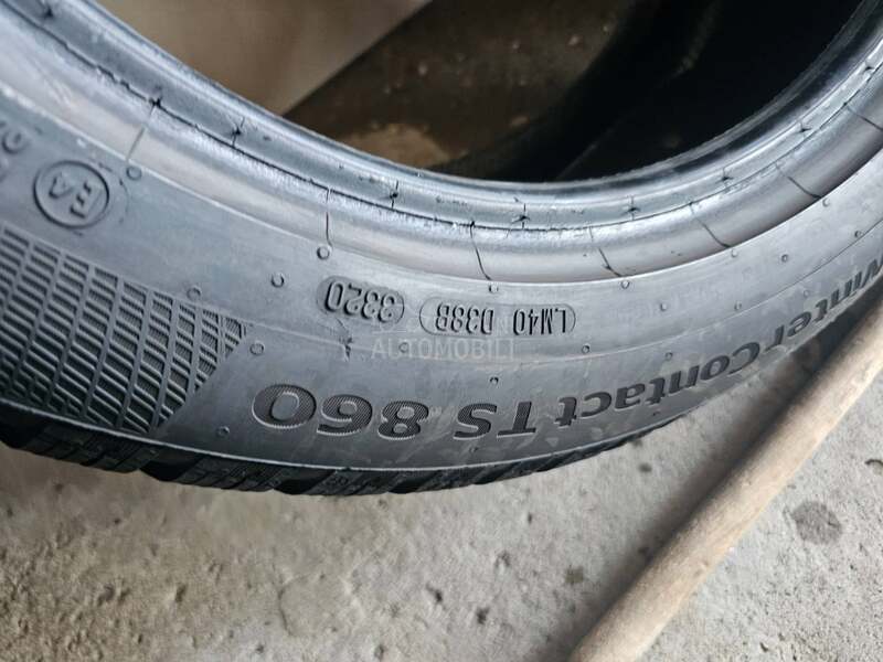 Continental 225/50 R17 Zimska