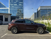 Porsche Cayenne S Exclusive