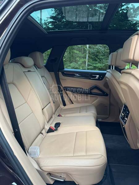 Porsche Cayenne S Exclusive
