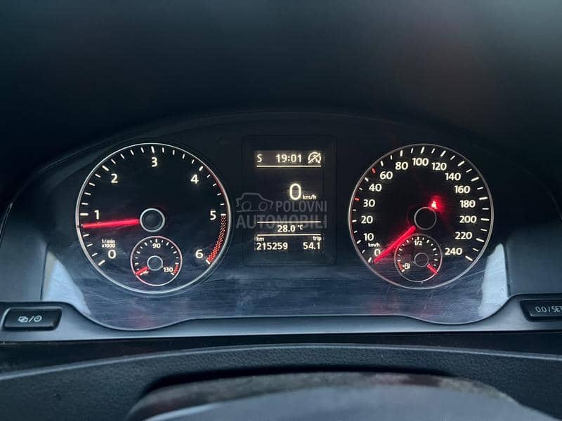 Volkswagen Transporter T5 2.0 TDI