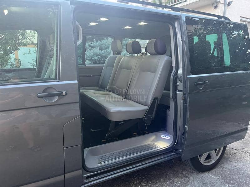 Volkswagen Transporter T5 2.0 TDI
