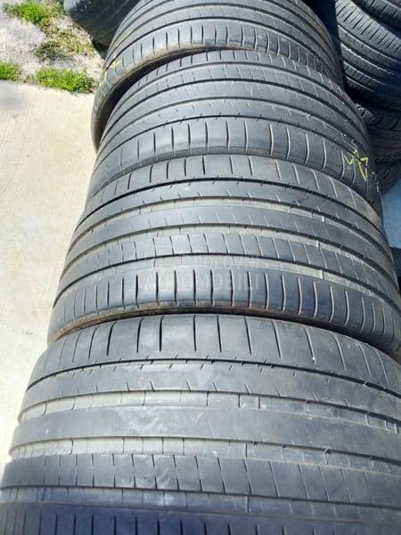 Michelin 295/30 R22 Letnja