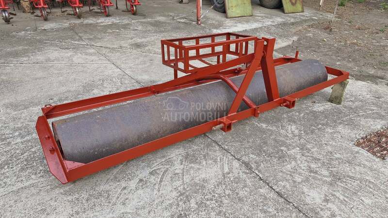 Adut 2.8m /4 reda/