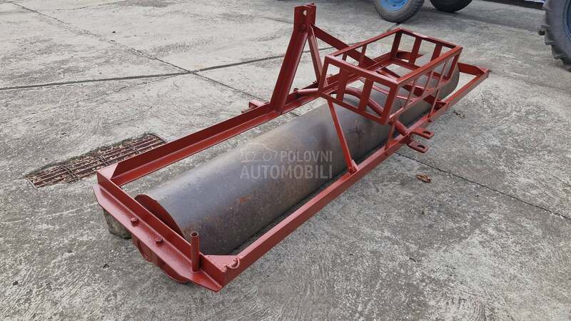 Adut 2.8m /4 reda/