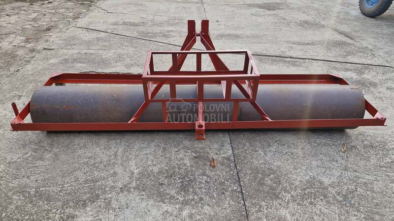 Adut 2.8m /4 reda/