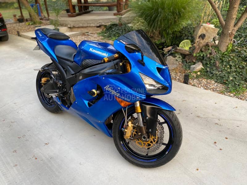 Kawasaki ZX6R