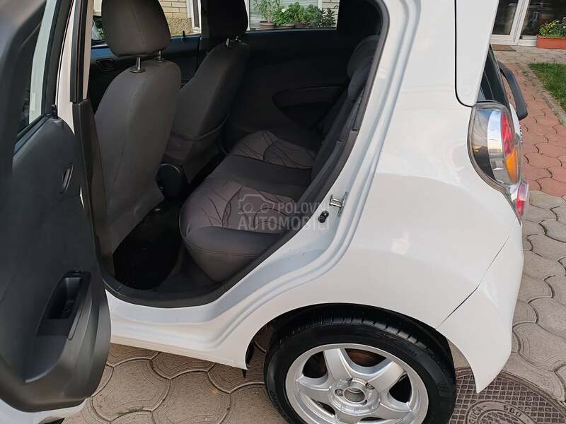 Chevrolet Spark 1.0