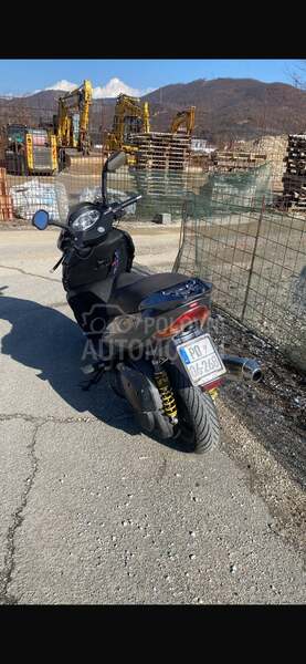 Aprilia Leonardo 300