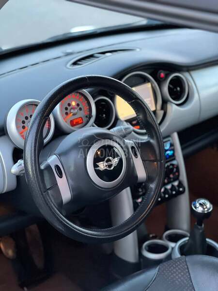 MINI Cooper Svajcarska