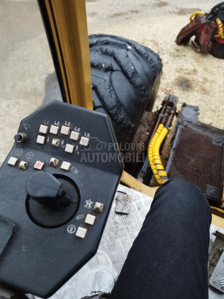 CAT 570