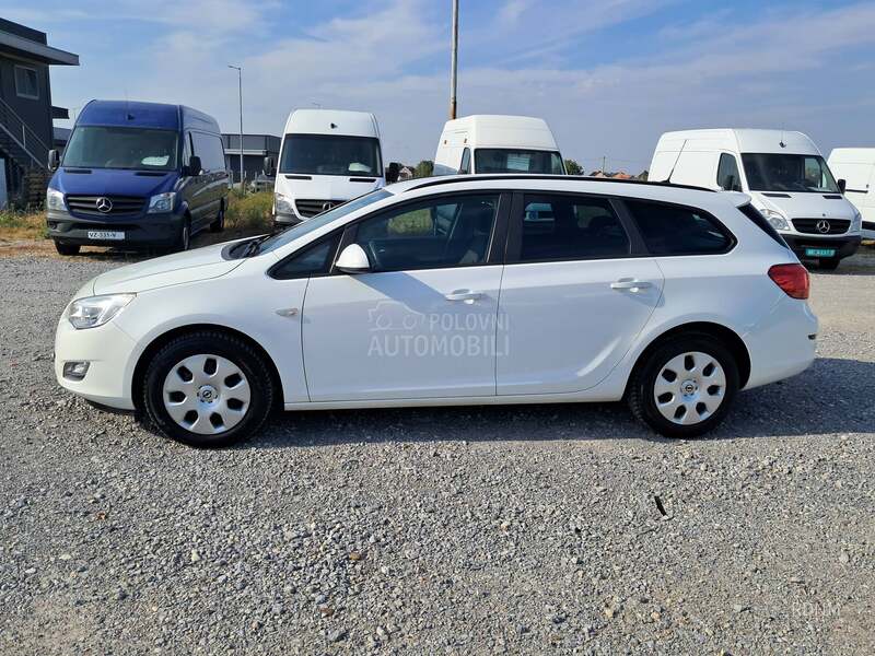 Opel Astra J 1.7 CDTI