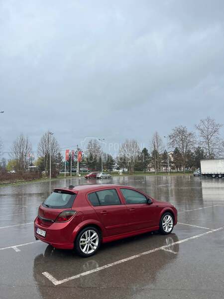 Opel Astra H OPC