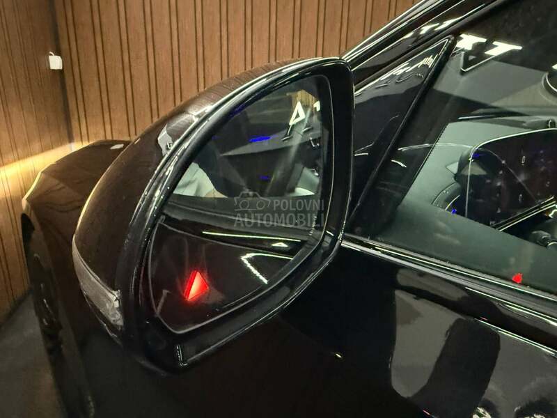 Mercedes Benz E 300 e 4m AMG PANO
