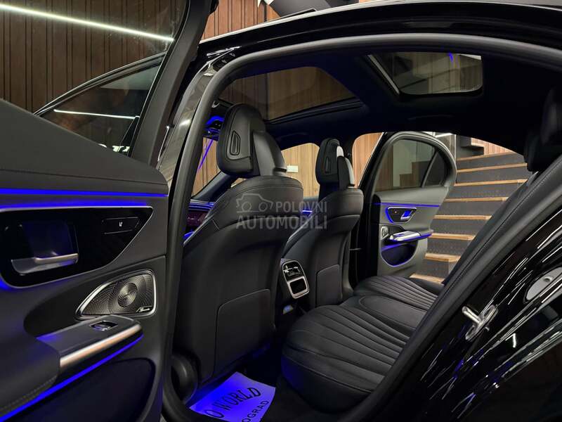 Mercedes Benz E 300 e 4m AMG PANO