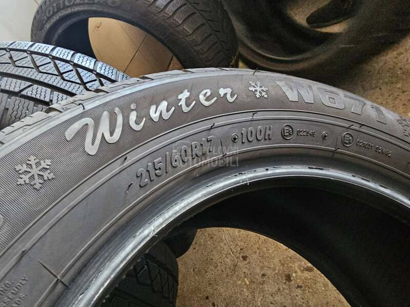 Petlas 215/60 R17 Zimska
