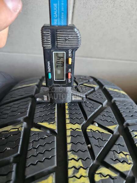 Petlas 215/60 R17 Zimska