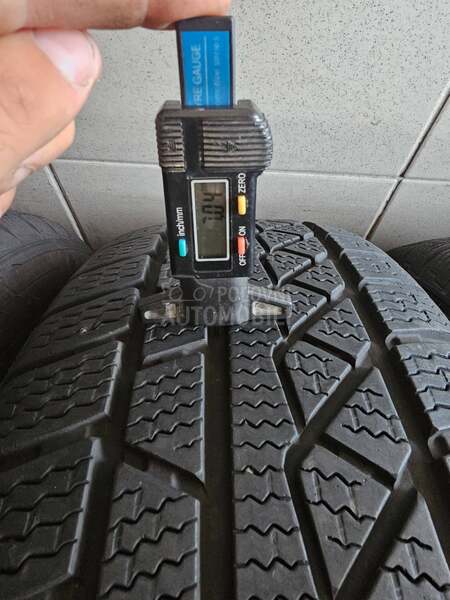 Petlas 215/60 R17 Zimska