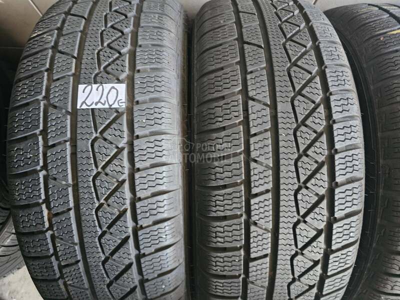 Petlas 215/60 R17 Zimska