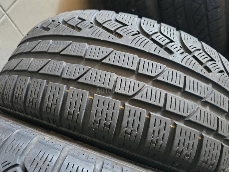 Pirelli 205/50 R17 Zimska