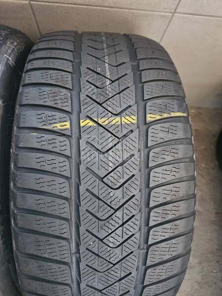 Continental 215/65 R16 Zimska