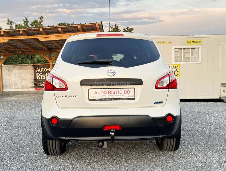 Nissan Qashqai + 2 360 KAMERA NAV. PAN0