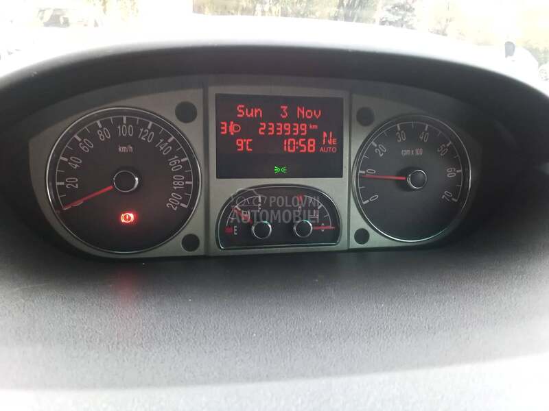 Lancia Musa 1.3 mjt