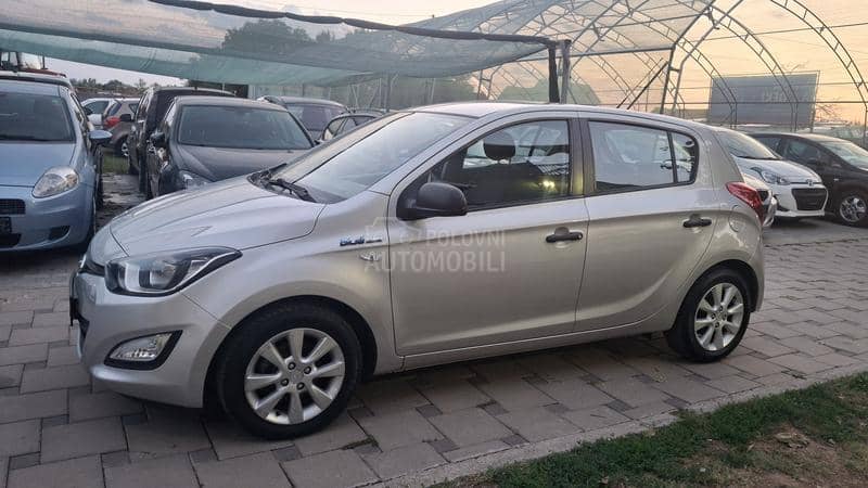 Hyundai i20 